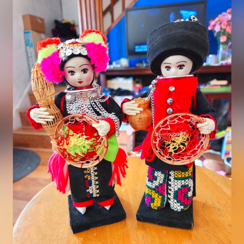 RARE VINTAGE Thai Chiangmai Akha Tribal Ethnic 8” Handmade Doll On Stnd w/friend